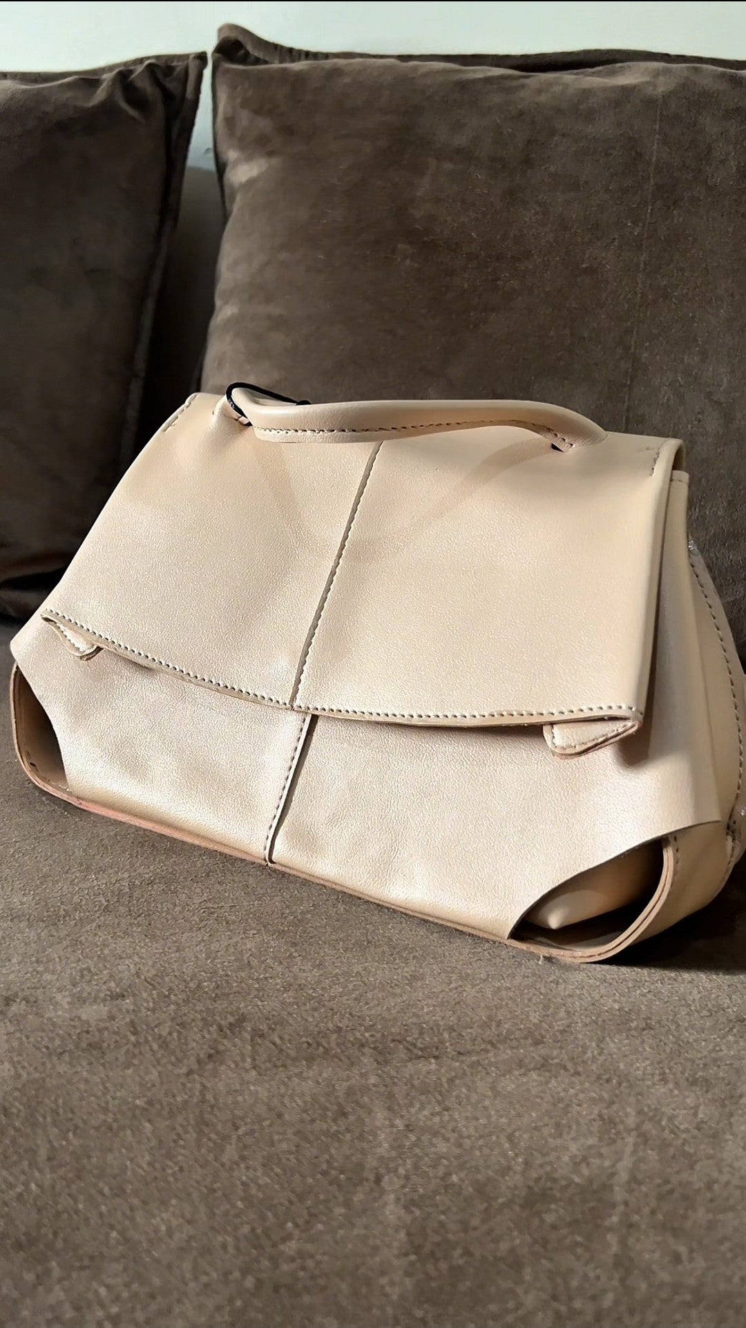 🚀 الفرصة اللي ما تتعاودش! حقيبة Mokki Polene بـ 4900 دج فقط + توصيل مجاني لباب المنزل 🚚 — اشتري الآن قبل ما تندمِي! 🔥